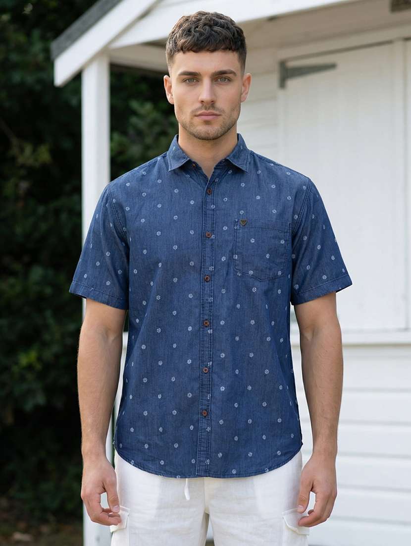 men printed short sleeve regular fit denim shirt