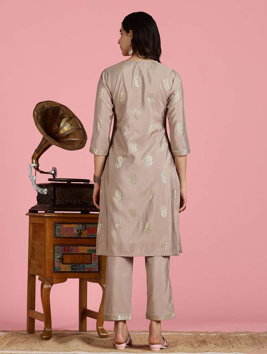 women coffee brown suit set - 22453950 -  Standard Image - 5