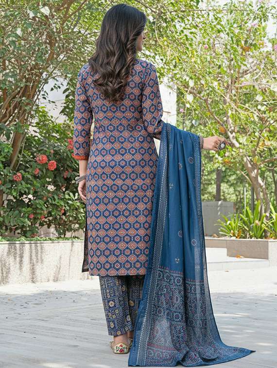women navy blue suit set - 22453958 -  Standard Image - 3