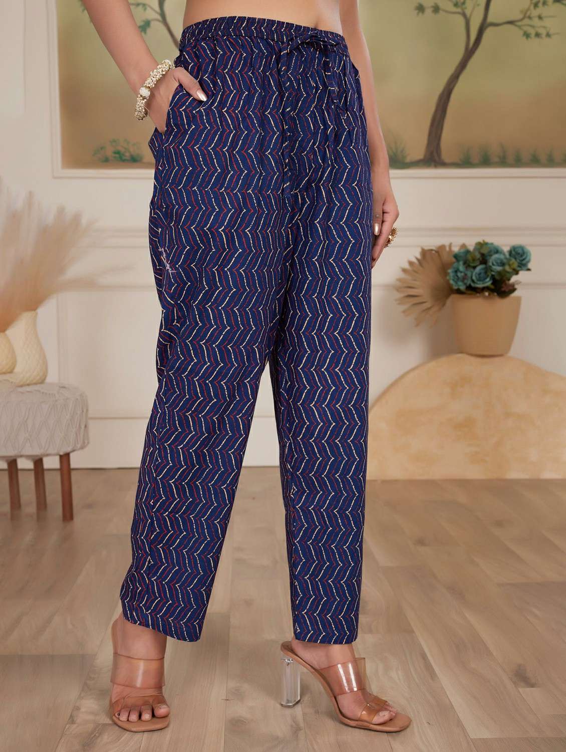 women navy blue suit set - 22453959 -  Standard Image - 5