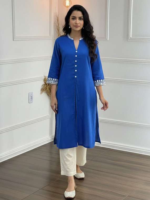 women solids blue kurta pant set