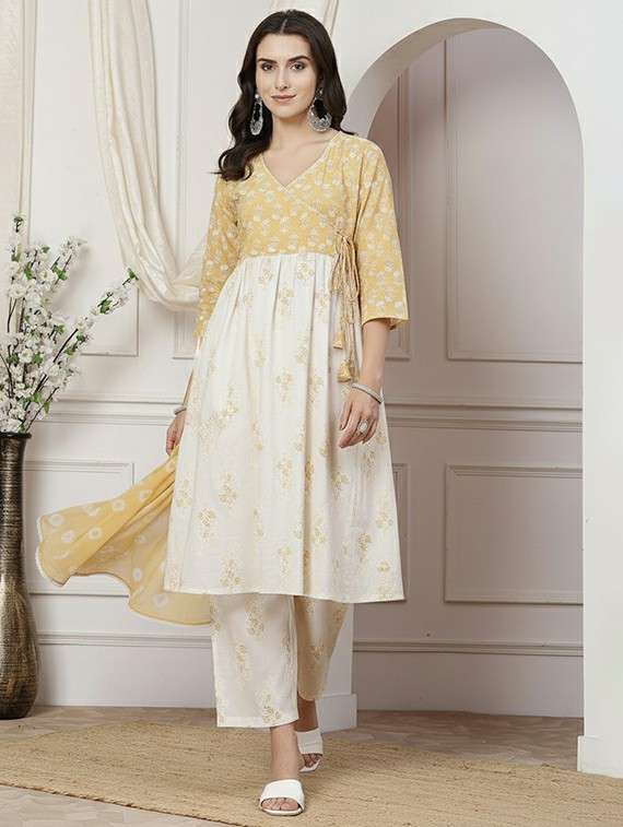 women off white suit set - 22454008 -  Standard Image - 3