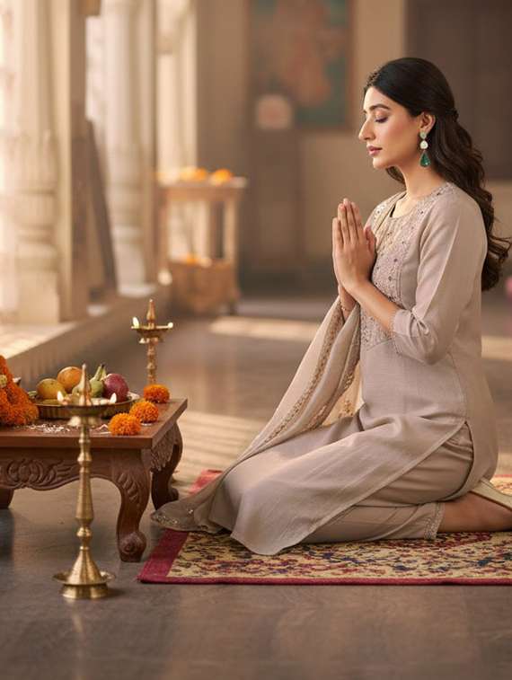 women beige suit set - 22454011 -  Standard Image - 5