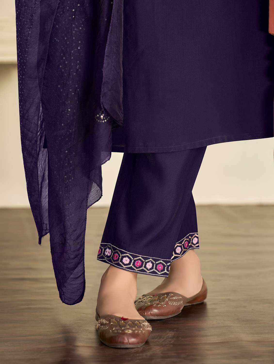 women purple chanderi embroidered suit set festive wear - 22454020 -  Standard Image - 5
