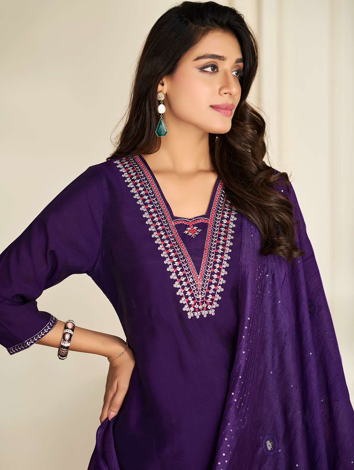 women purple suit set - 22454025 -  Standard Image - 5
