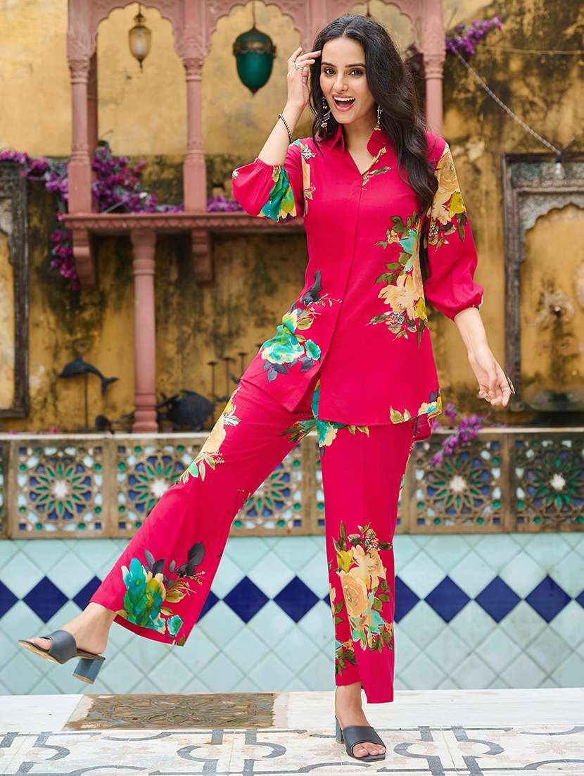 women printed three quarter sleeve ethnic co-ord set