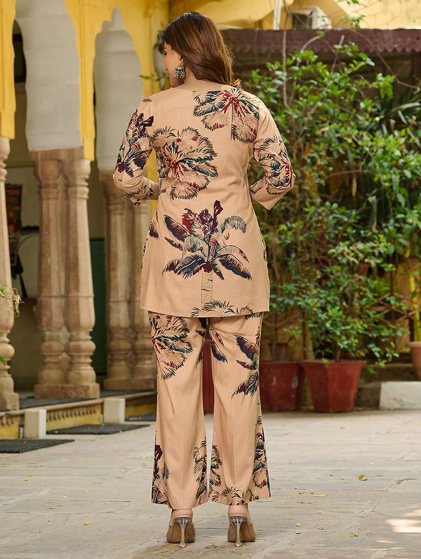 women printed three quarter sleeve ethnic co-ord set - 22454098 -  Standard Image - 3