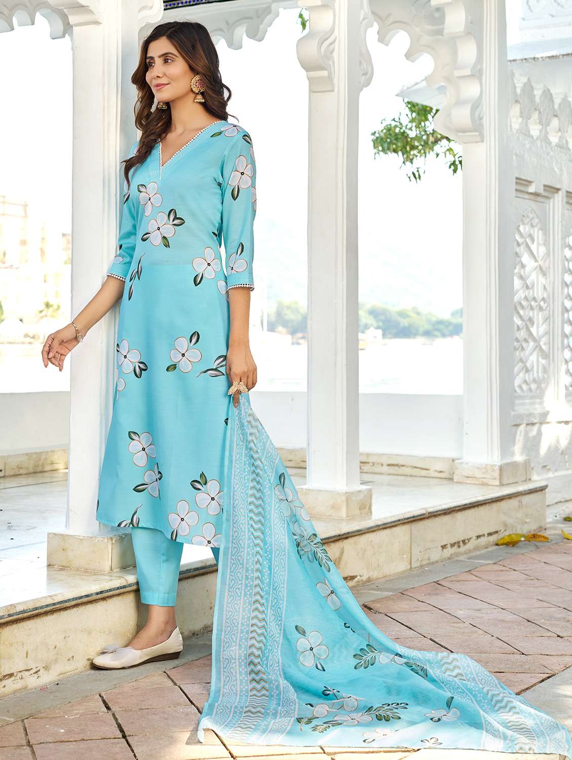 women floral three quarter sleeve kurta pant with dupatta set - 22454106 -  Standard Image - 3