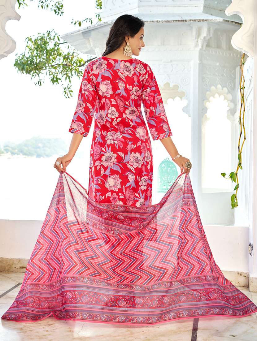 women floral three quarter sleeve kurta pant with dupatta set - 22454107 -  Standard Image - 3