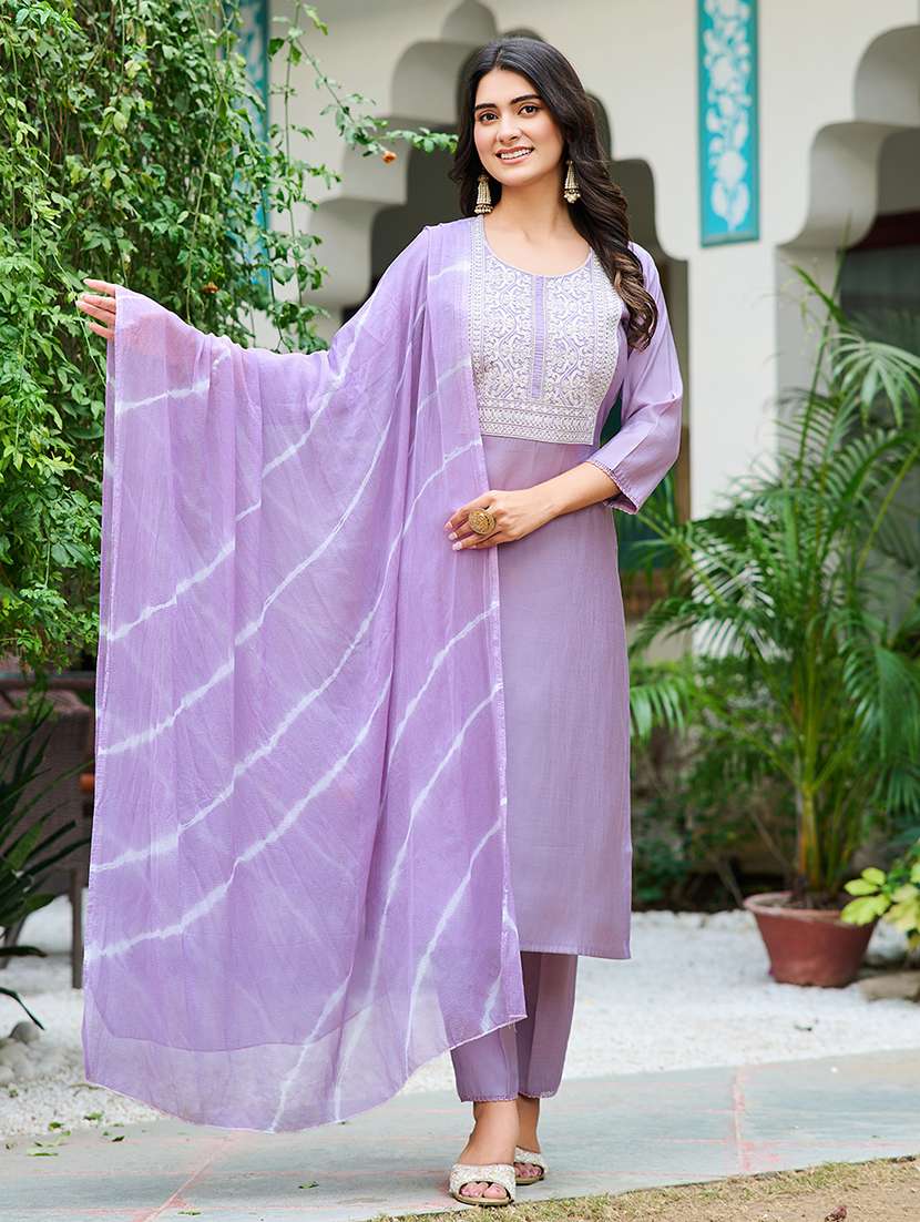 women solid with work three quarter sleeve kurta pant with dupatta set