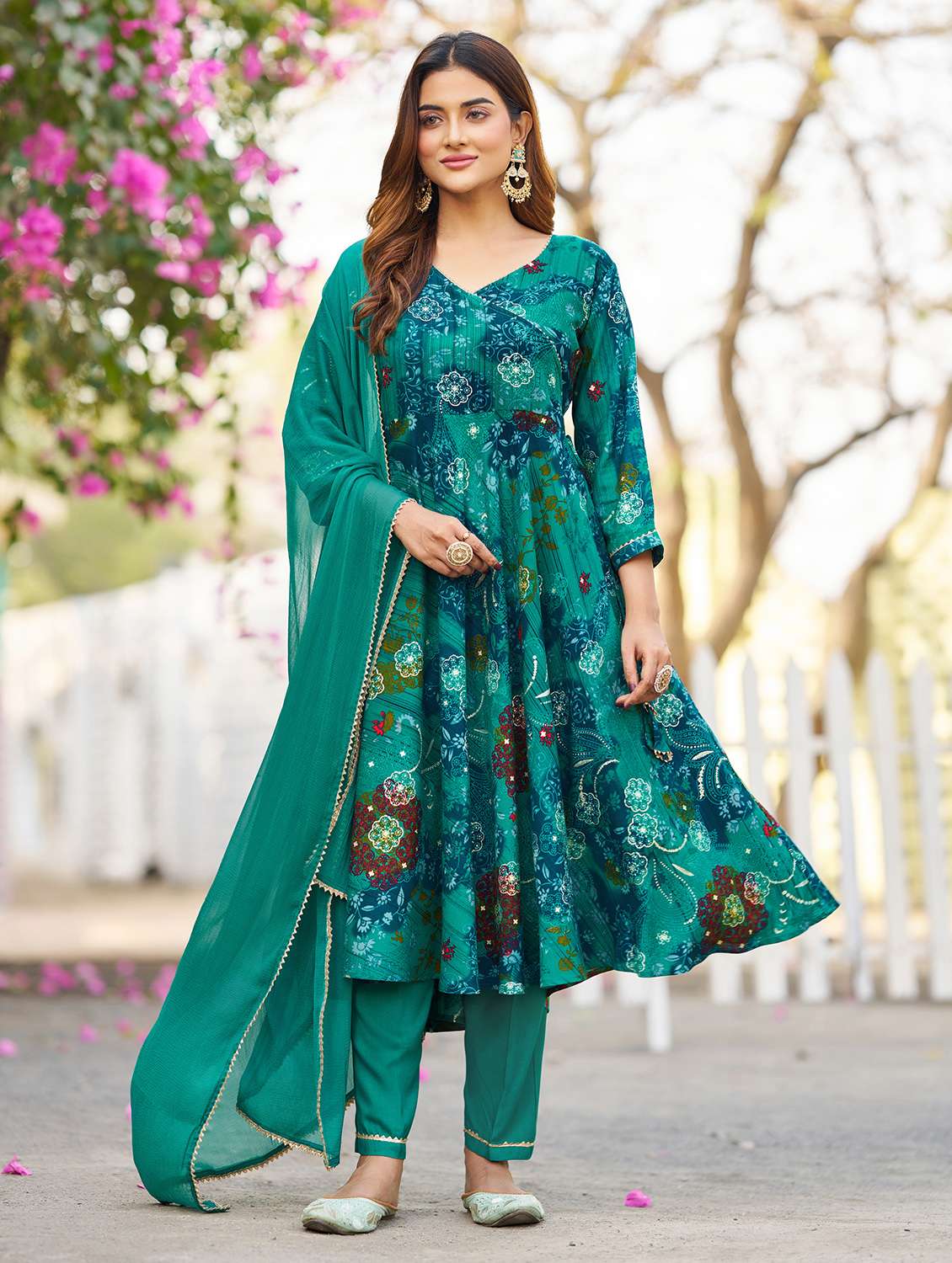 women printed three quarter sleeve kurta pant with dupatta set