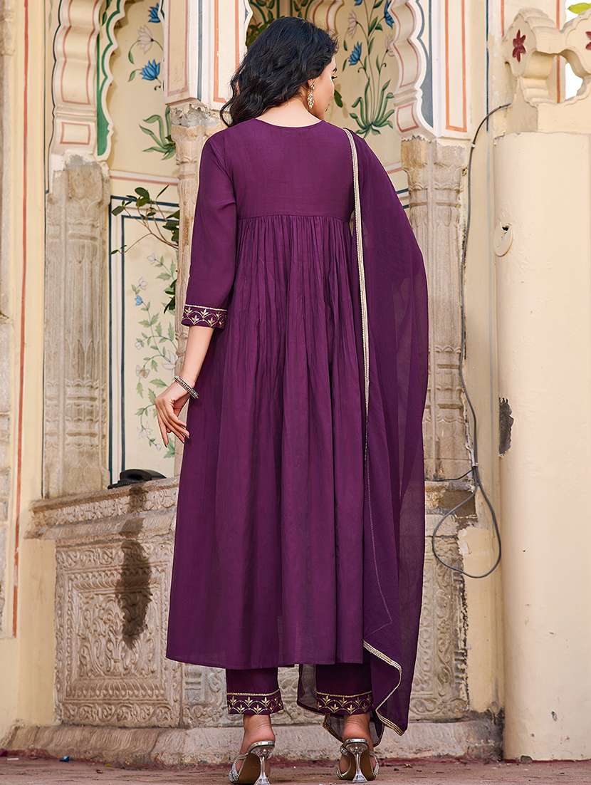 women solid with work three quarter sleeve kurta pant with dupatta set - 22454169 -  Standard Image - 3