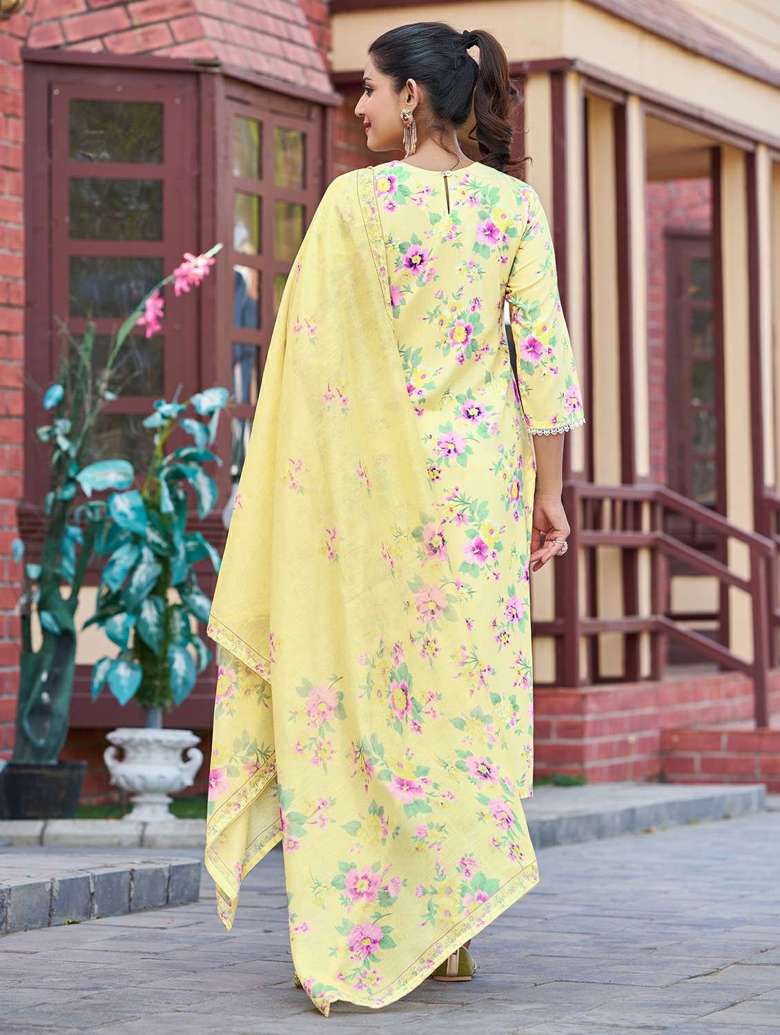 Women Printed Three Quarter Sleeve Kurta Pant With Dupatta Set - 22454185 -  Standard Image - 3
