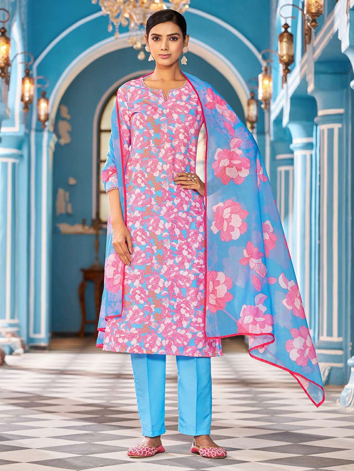 women printed three quarter sleeve kurta pant with dupatta set