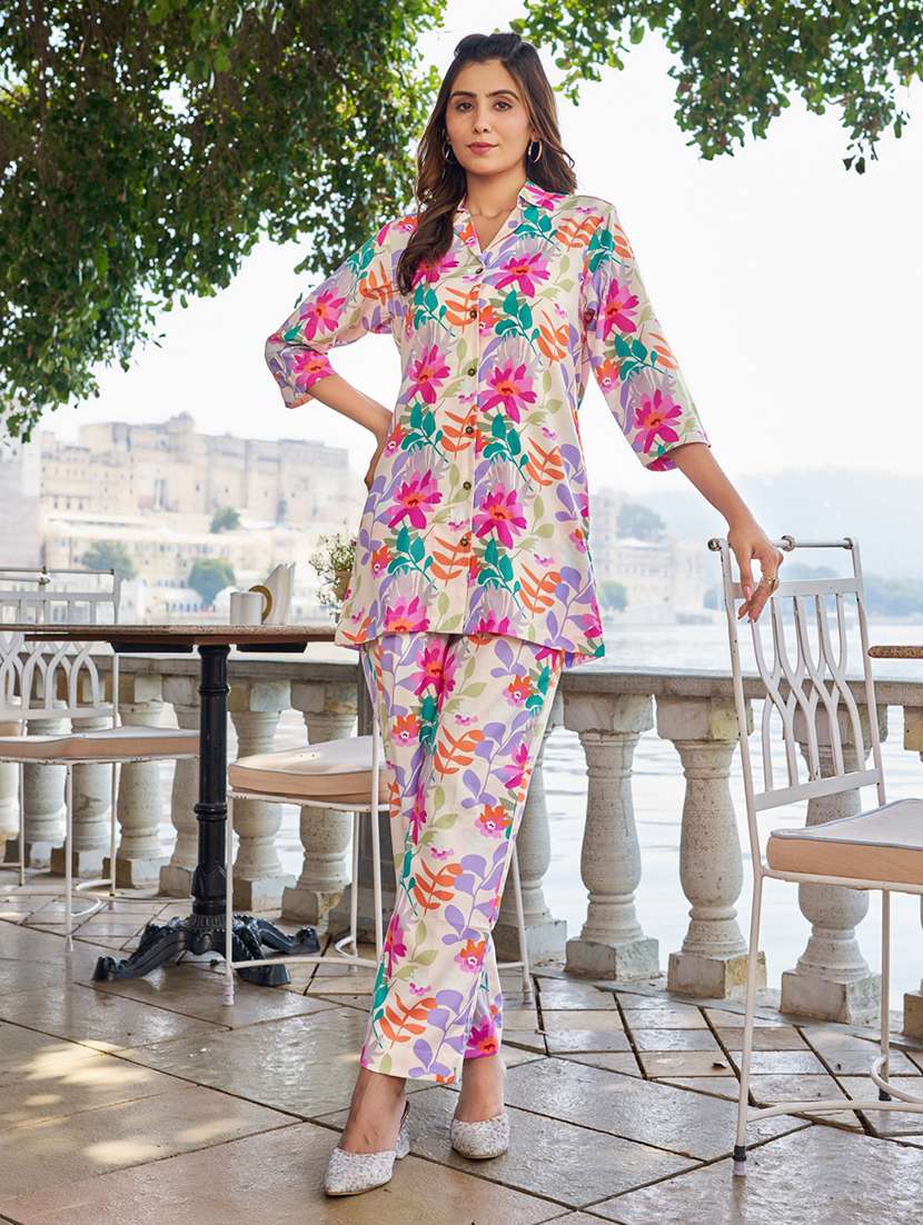 women printed three quarter sleeve ethnic co-ord set