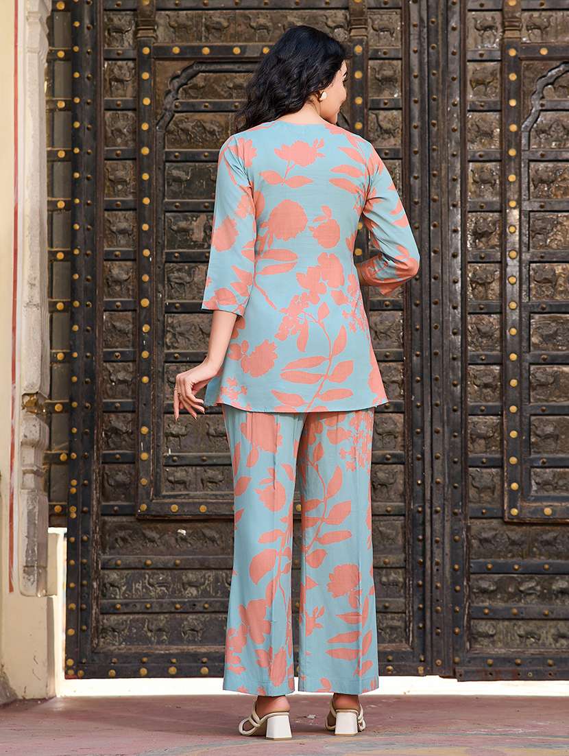 Women Printed Three Quarter Sleeve Ethnic Co-ord Set - 22454383 -  Standard Image - 3