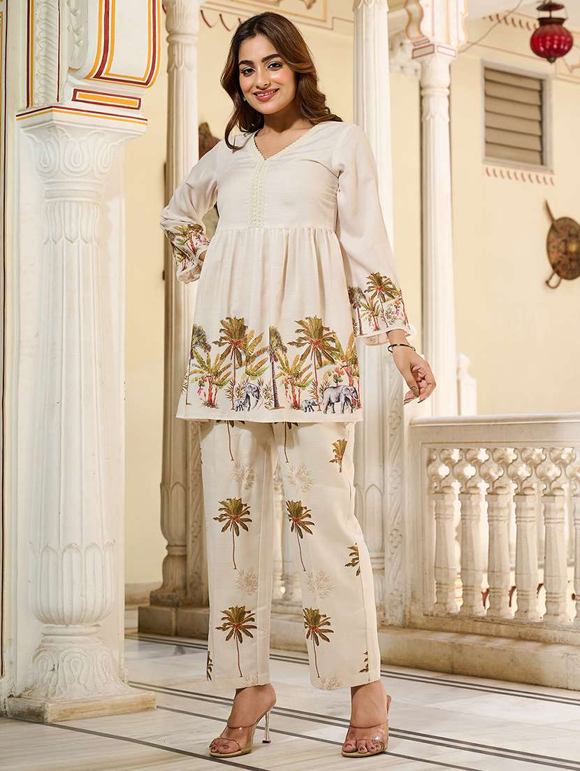women printed three quarter sleeve ethnic co-ord set