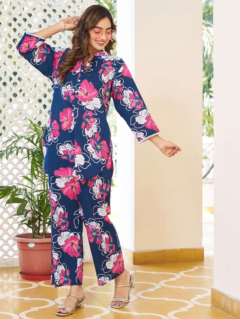 women printed three quarter sleeve ethnic co-ord set