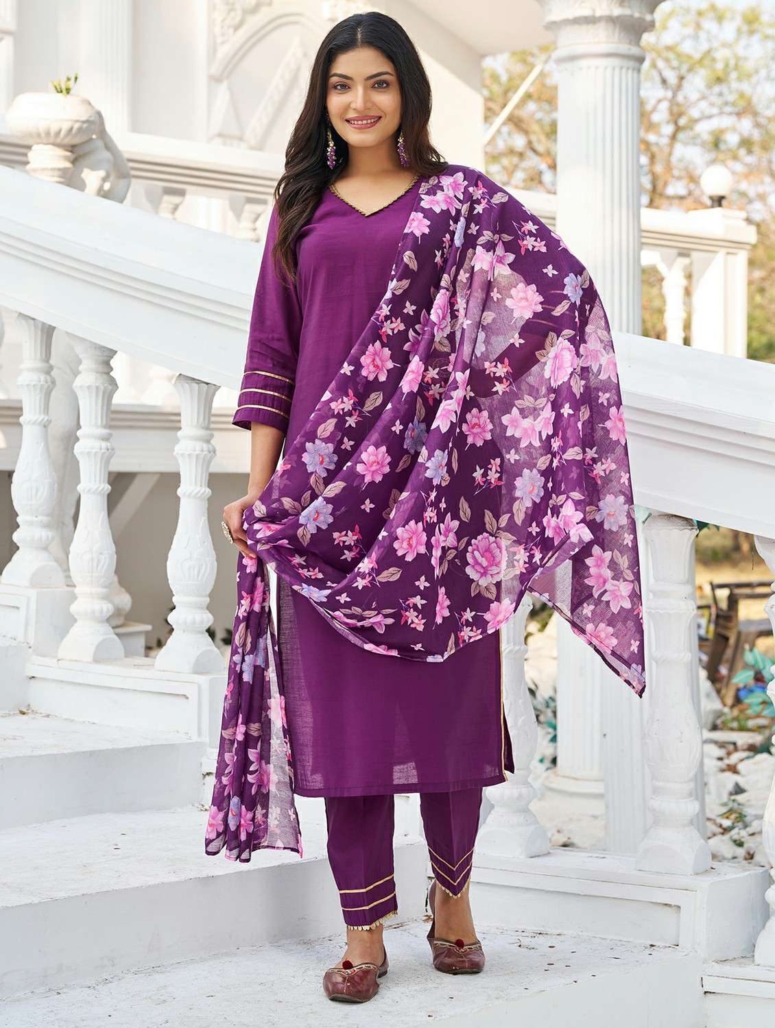 women solid three quarter sleeve kurta pant with dupatta set