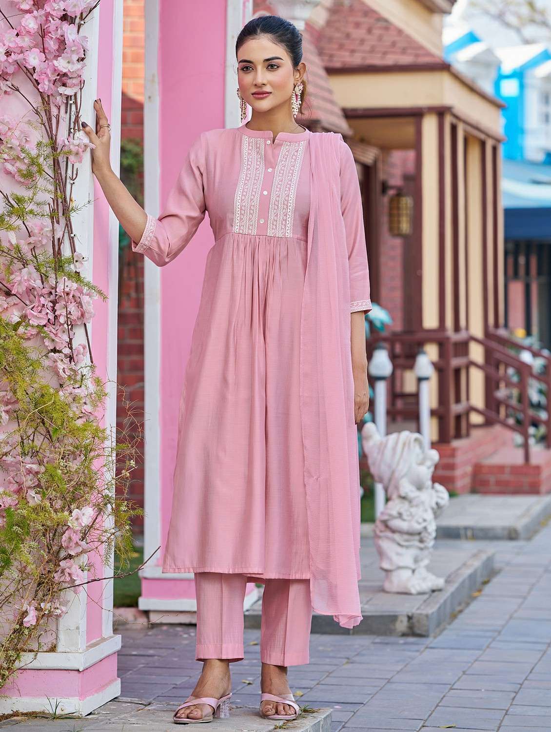 women solid with work three quarter sleeve kurta pant with dupatta set