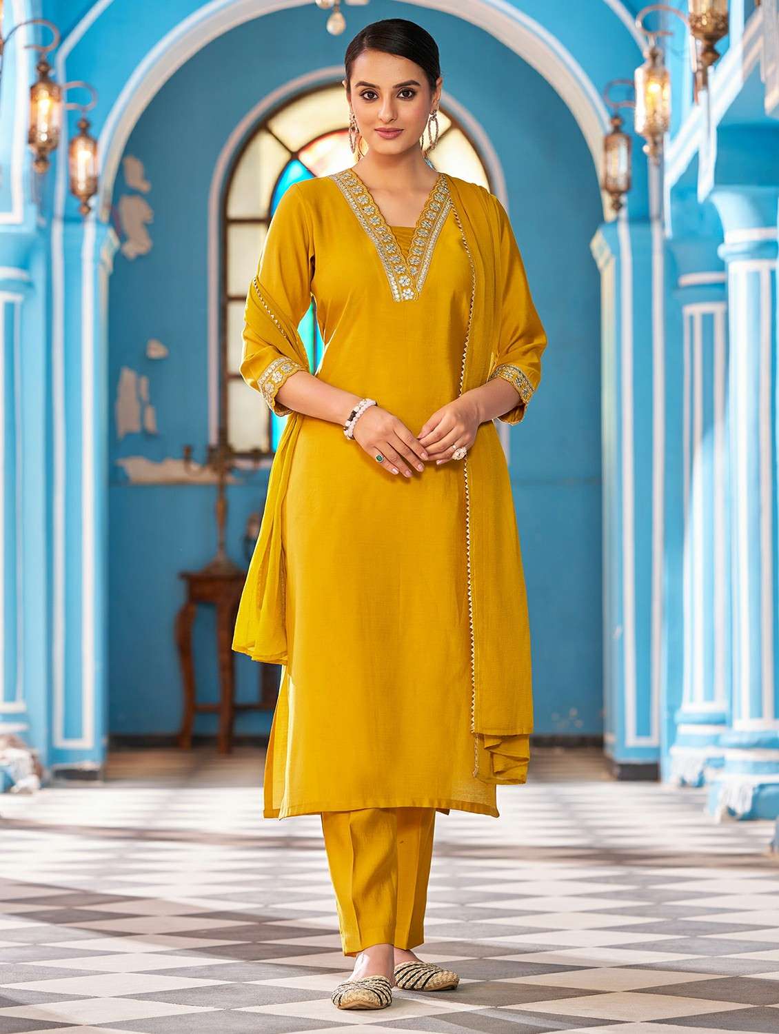 women solid with work three quarter sleeve kurta pant with dupatta set