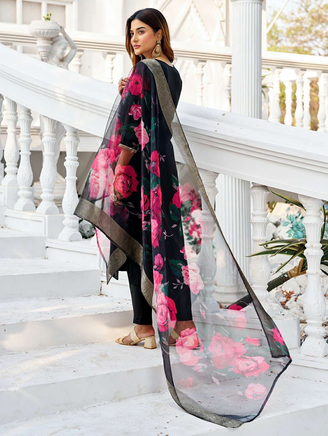 women solid with work three quarter sleeve kurta pant with dupatta set - 22454473 -  Standard Image - 3