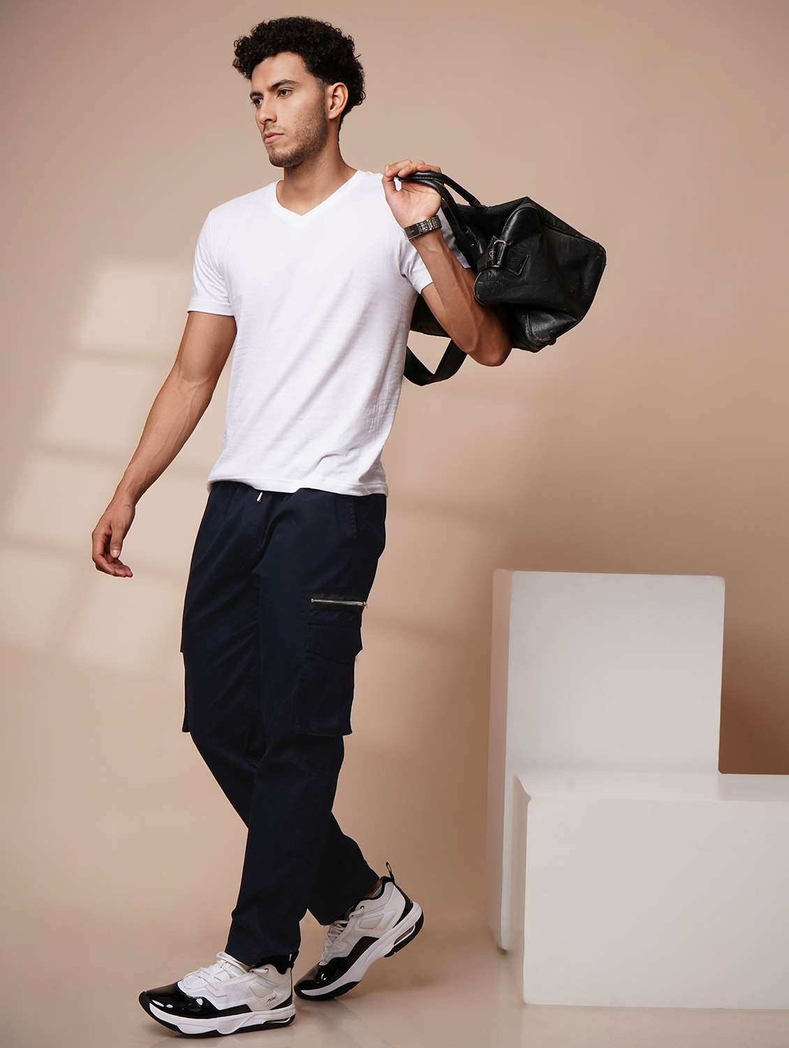 men solid high rise regular fit cargo jogger - 22455521 -  Standard Image - 3