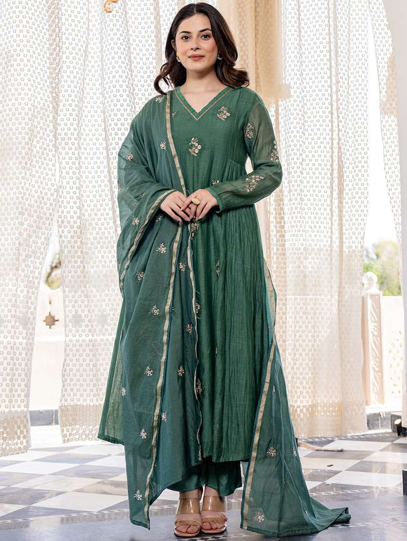 women green chanderi flared kurta