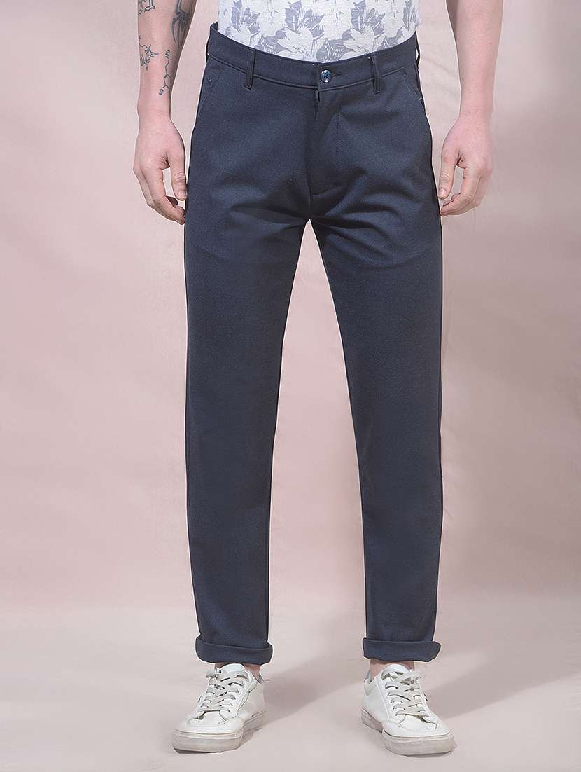 men solid mid rise chinos casual trouser