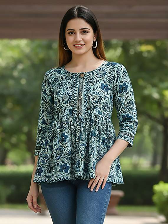 women green cotton straight kurti