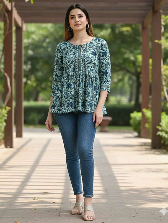 women green cotton straight kurti - 22456050 -  Standard Image - 3