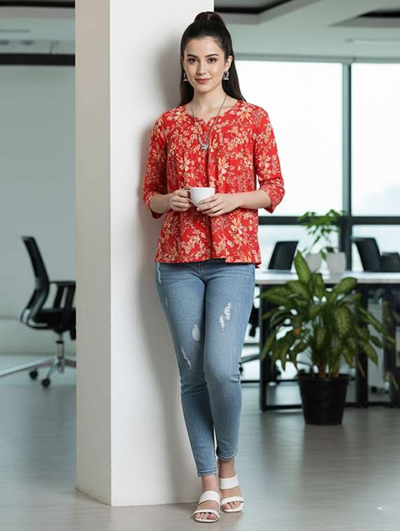 Women Red Cotton Straight Kurti - 22456057 -  Standard Image - 3