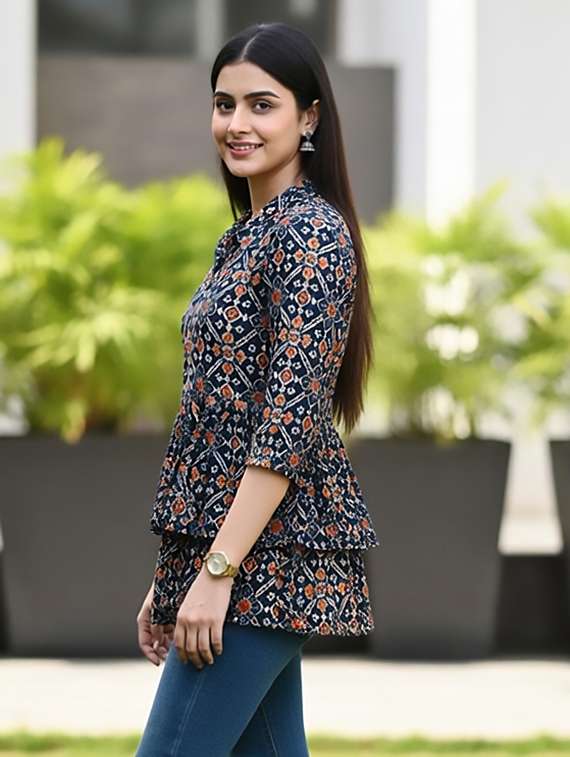 women navy blue cotton straight kurti - 22456060 -  Standard Image - 3