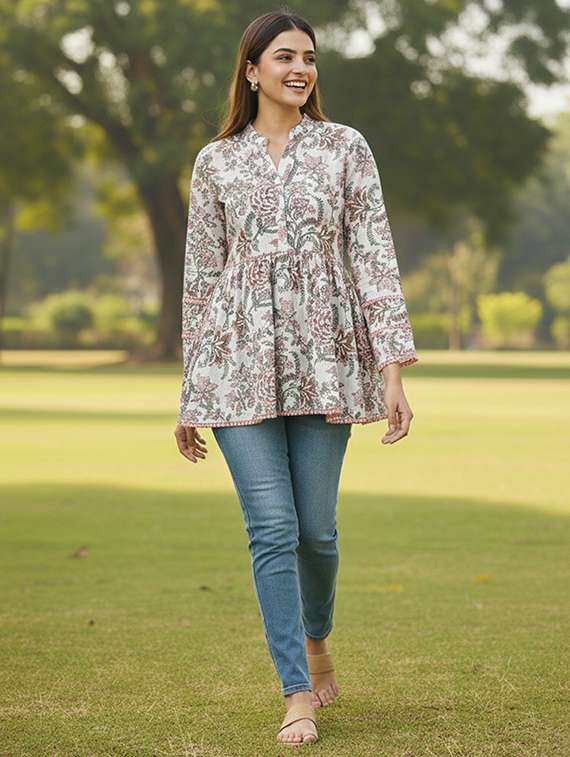 women white cotton straight kurti - 22456081 -  Standard Image - 3
