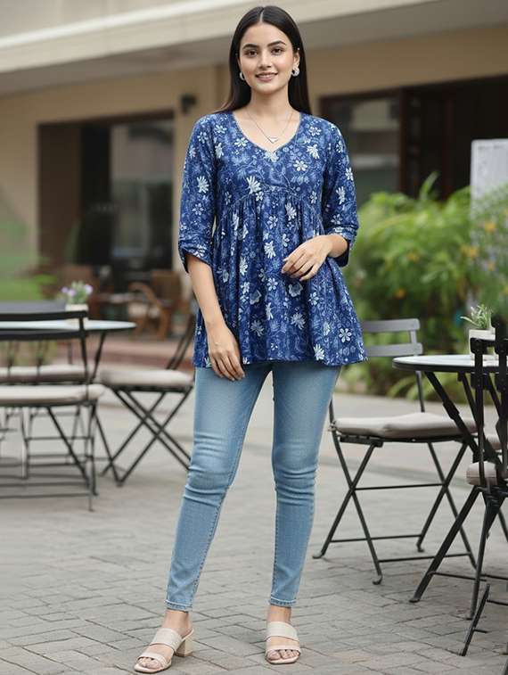 women blue cotton straight kurti - 22456087 -  Standard Image - 3