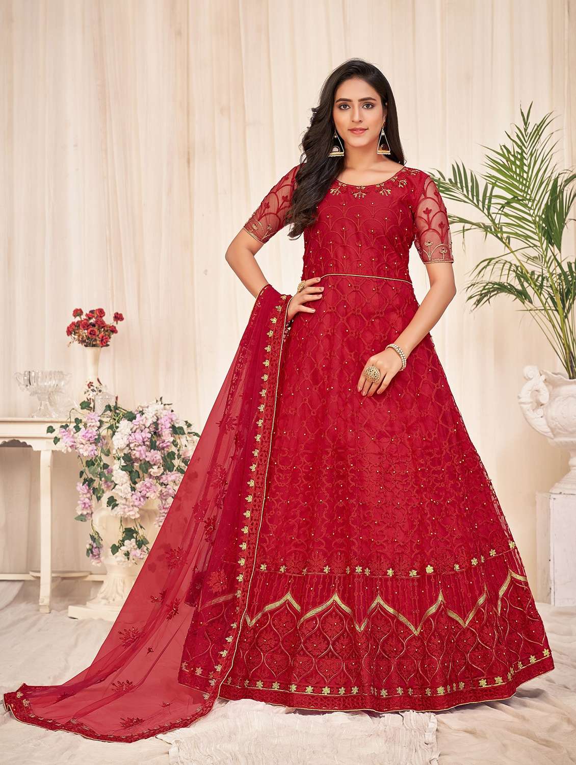 women red kurta pant set