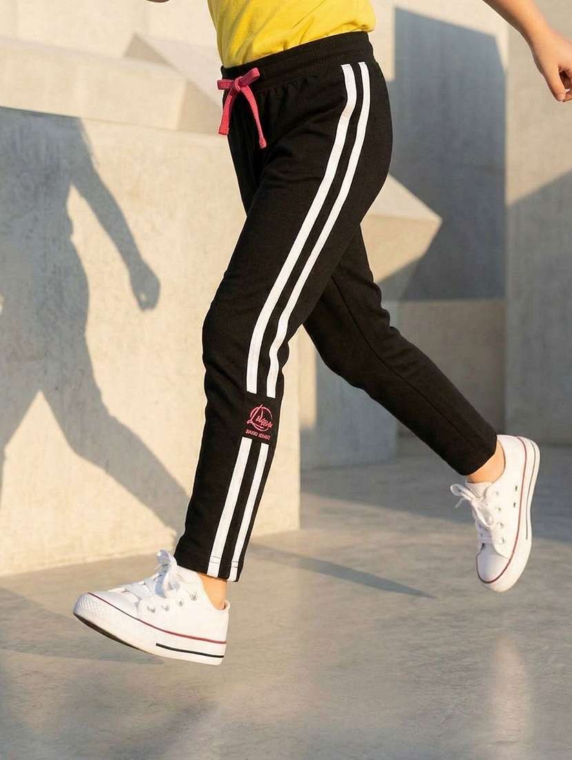 girls side taped mid rise track pant