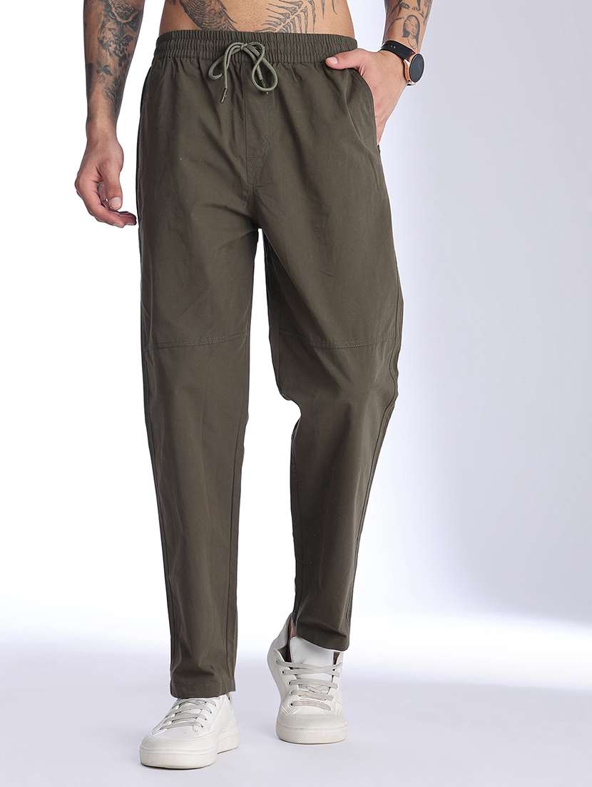 men solid mid rise flat front trouser