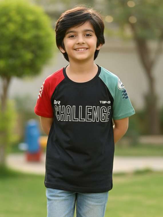 boys black cotton blend t-shirt