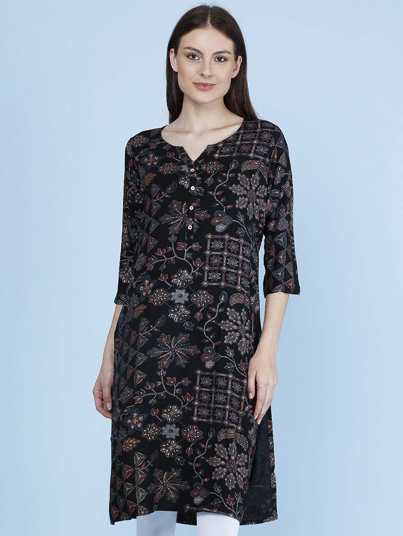 women printed three quarter sleeve straight kurta