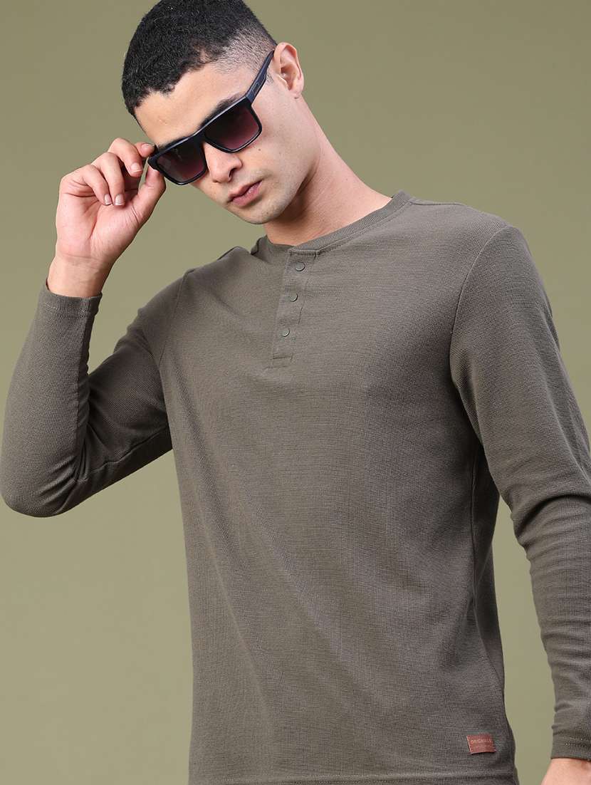men textured long sleeve regular fit t-shirt