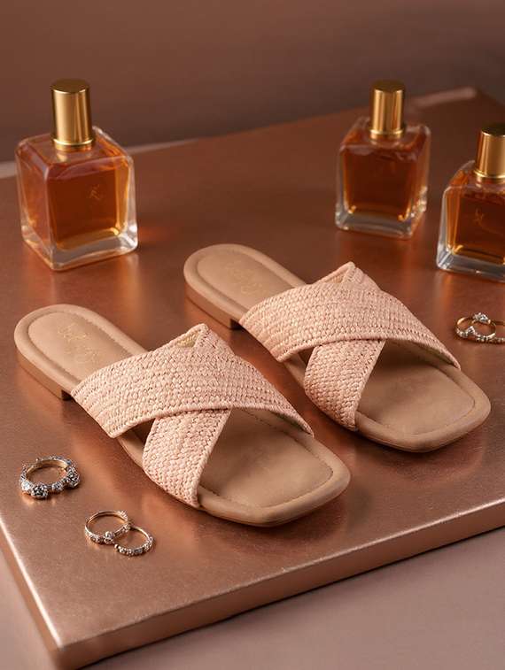 women textured slip on flat sandal
