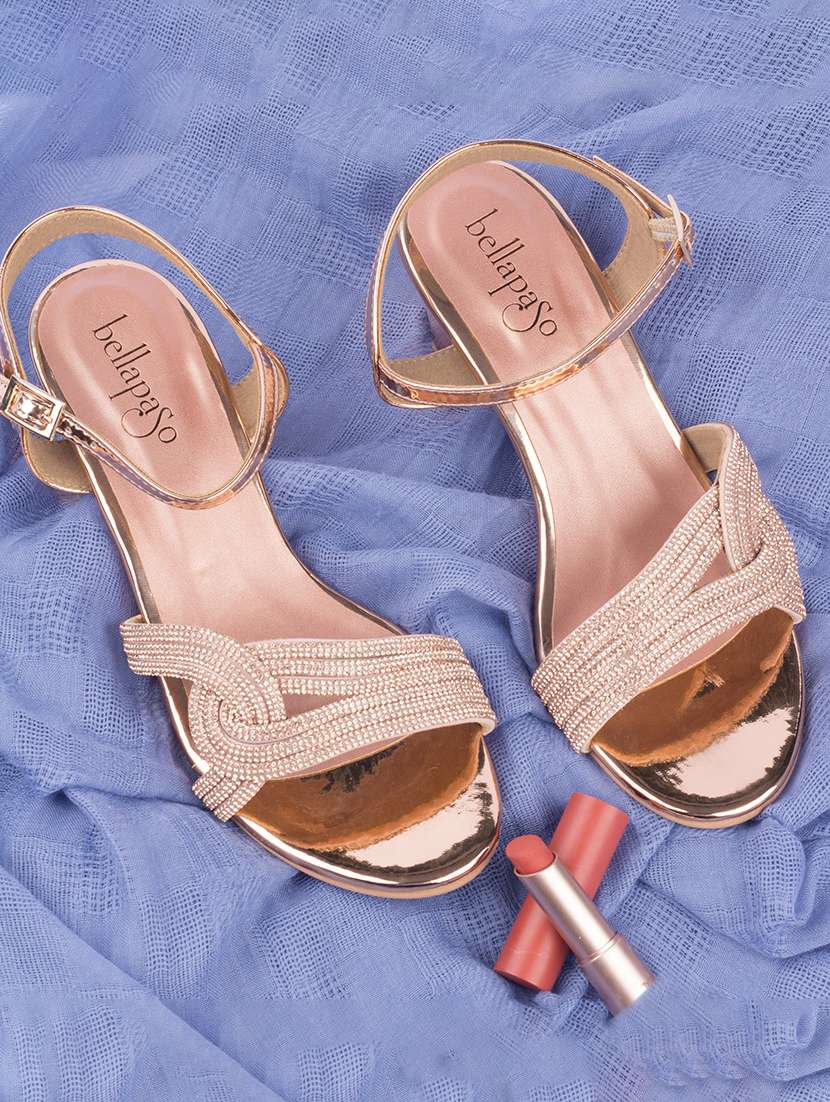 women gold null sandal