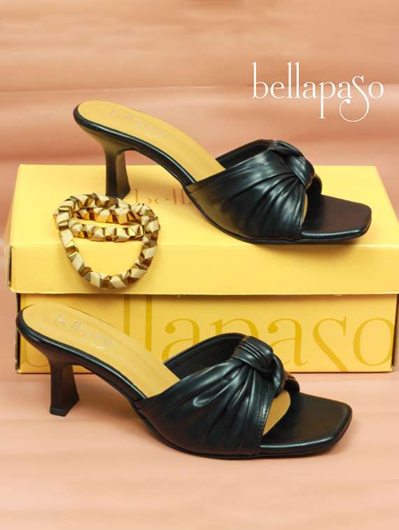 women solid slip on sandal