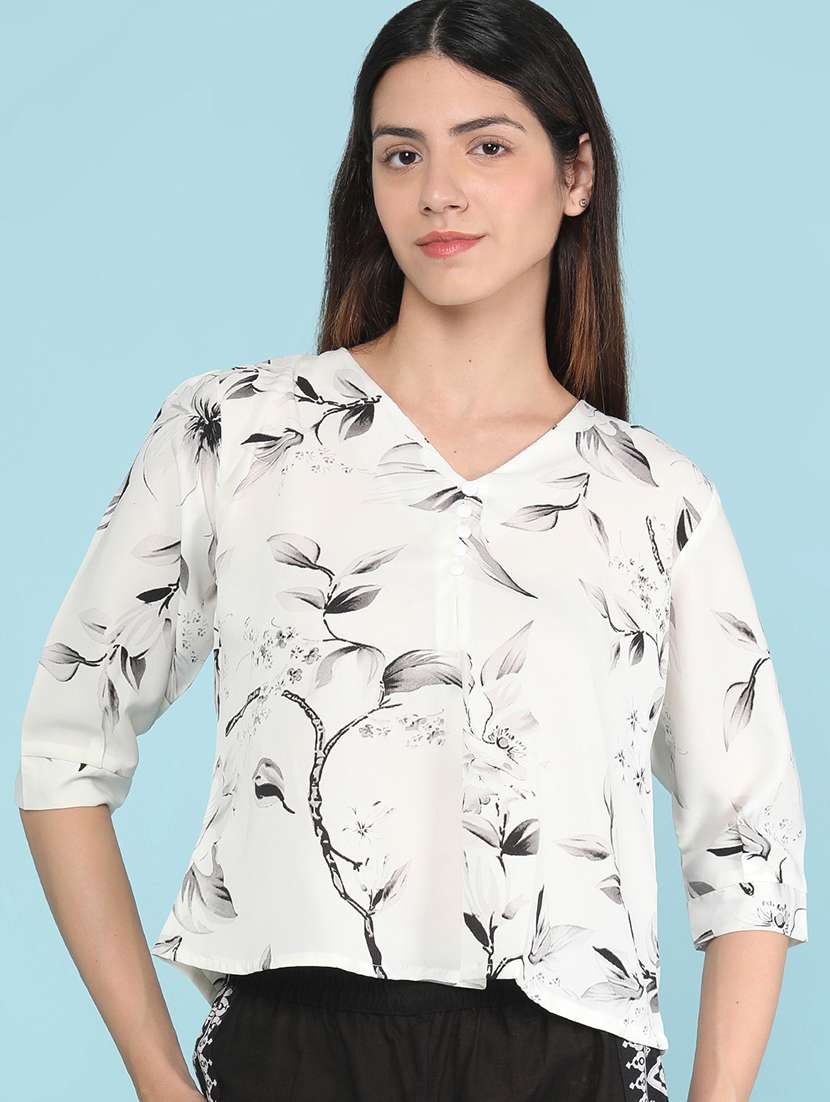 women printed three quarter sleeves regular top