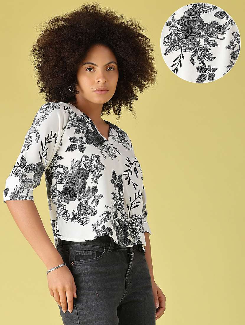 Women Printed Three Quarter Sleeves Regular Top - 22458493 -  Standard Image - 3