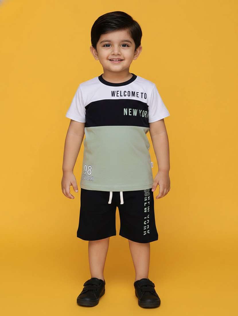 boys colourblocked round neck t-shirt and shorts set
