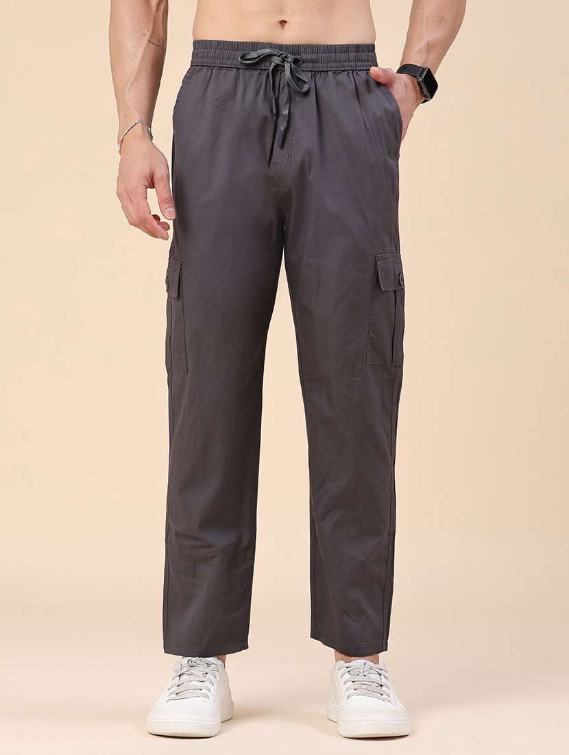 men solid mid rise regular fit cargo 