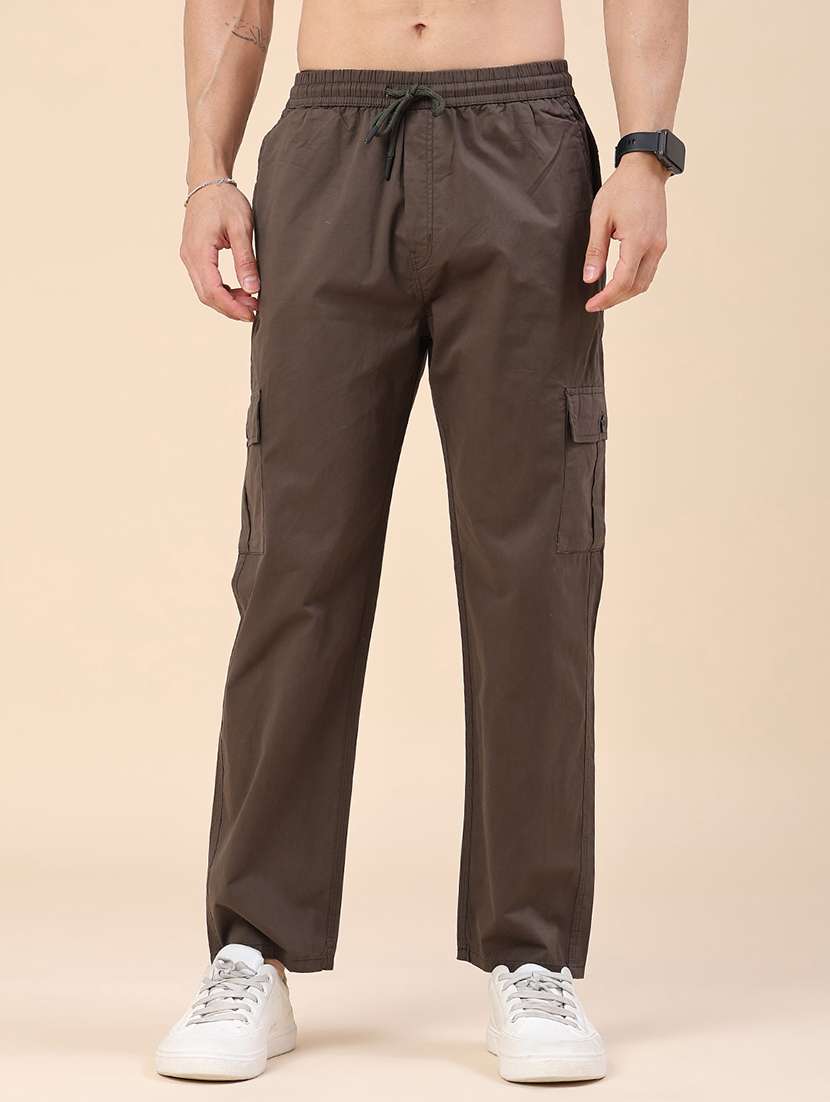 men solid mid rise regular fit cargo 
