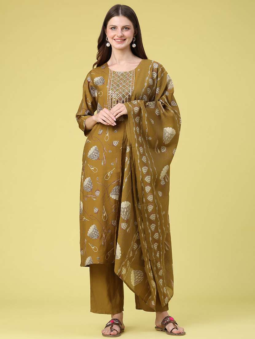 women printed three quarter sleeve kurta pant with dupatta set